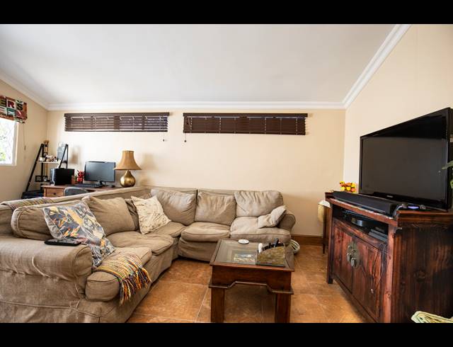 3 BEDROOM HOUSE FOR SALE IN MORNINGSIDE